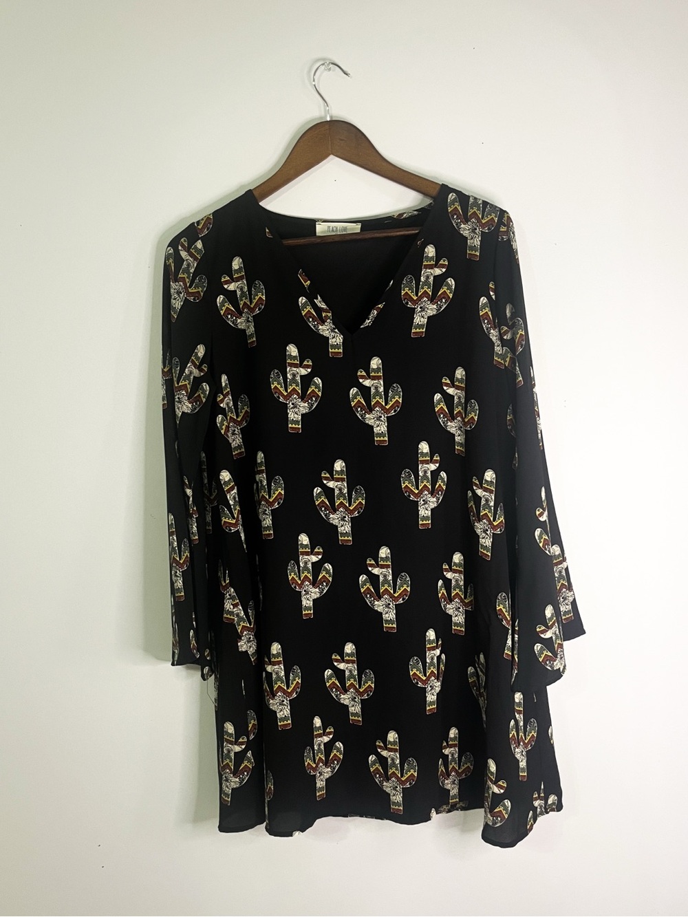 Peach Love California Black Cactus Aztec Dress. M